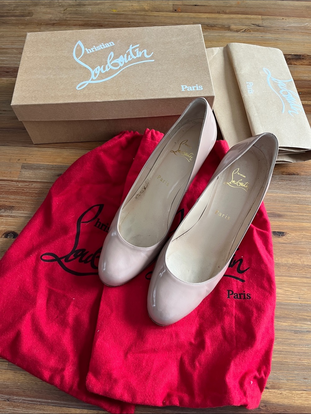 Christian Louboutin Nude Patent Leather Simple Pumps Round Toe 39